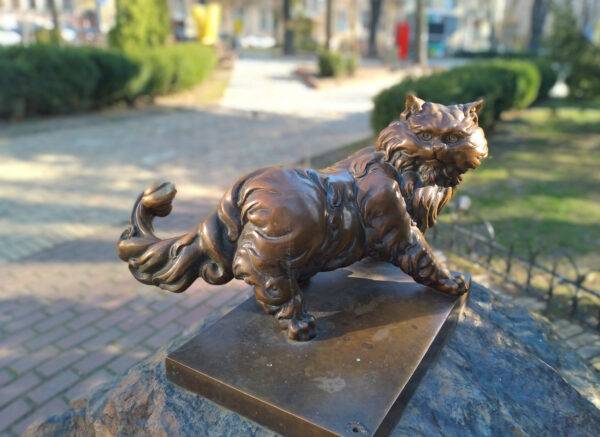 Cats of Zolotovoritsky Park