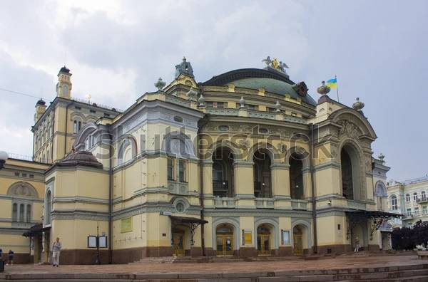 Золоті ворота